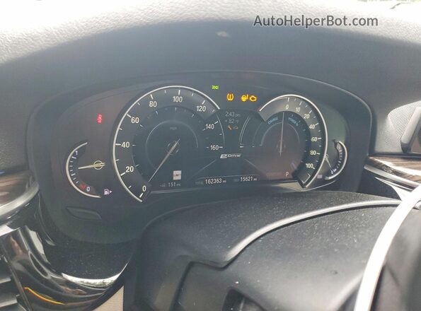 WBAJA9C57JG623280 2018 BMW 5 SERIES Gray Vista del cuadro de instrumentos