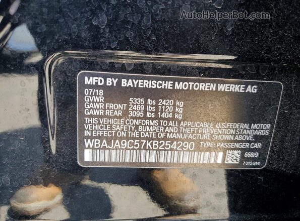 WBAJA9C57KB254290 2019 BMW 5 SERIES Black ძრავის განყოფილების ხედი