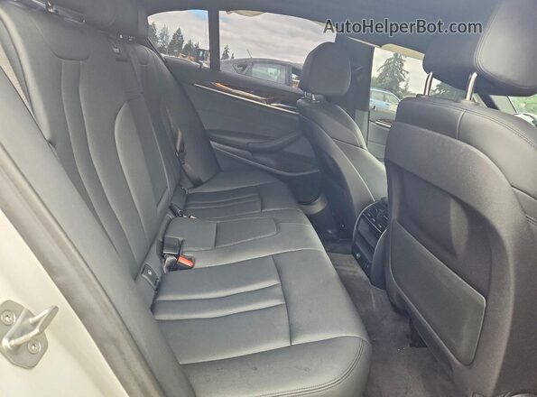 WBAJB1C53JB085446 2018 BMW 5 SERIES White Հետևի նստատեղերի տեսք