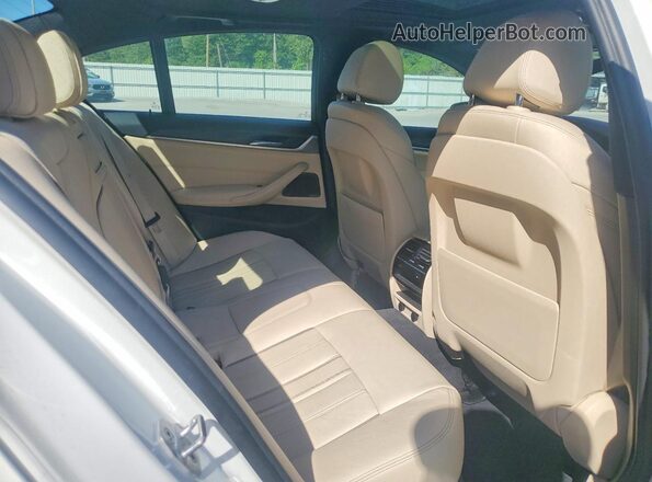 WBAJB1C55JB083990 2018 BMW 5 SERIES Белый Вид задних сидений