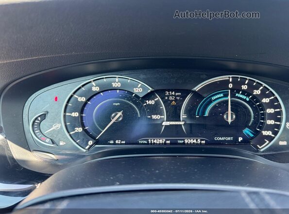 WBAJB1C56JB084145 2018 BMW 5 SERIES Silver Vista de los asientos traseros