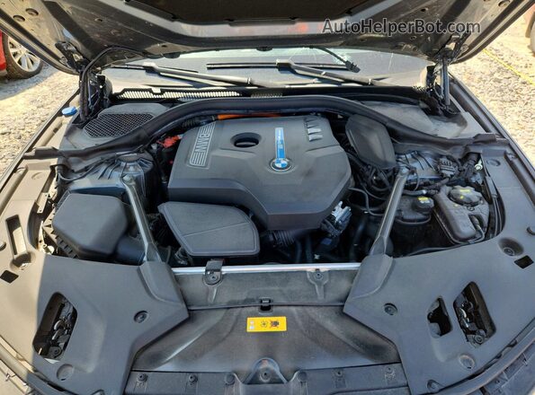 WBAJB1C57JB084185 2018 BMW 5 SERIES Blue Vista interior trasera