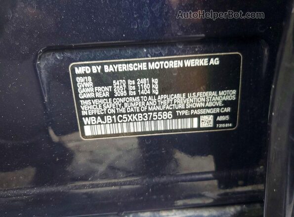 WBAJB1C5XKB375586 2019 BMW 5 SERIES Blue Widok komory silnika