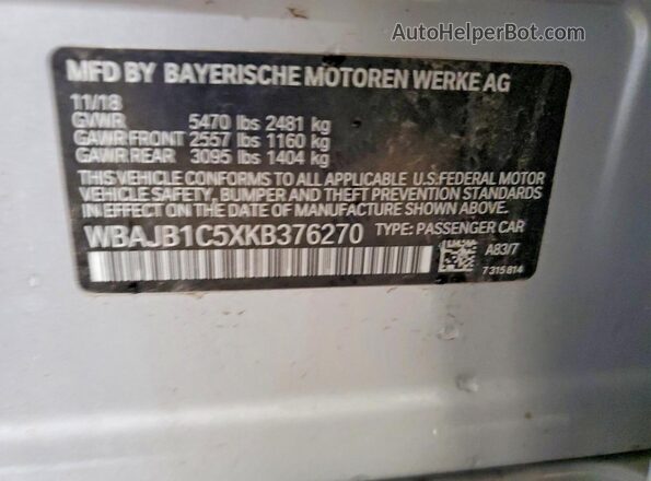 WBAJB1C5XKB376270 2019 BMW 5 SERIES Silver Vista del compartimento del motor