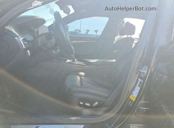 WBAJB9C50KB464629 2019 BMW M5 Black Front interior view