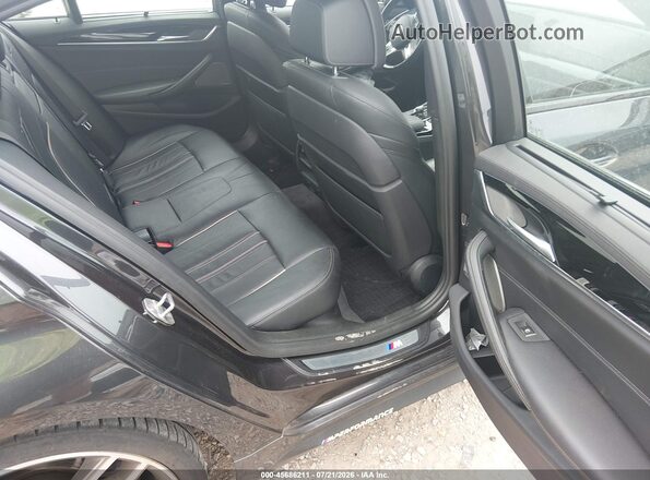 WBAJB9C57JB036765 2018 BMW 5 SERIES Black VIN կոդի պիտակի տեսք