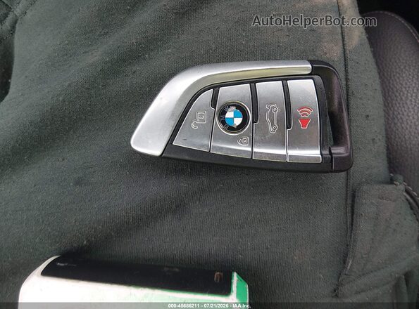WBAJB9C57JB036765 2018 BMW 5 SERIES Black Առջևի վահանակի տեսք