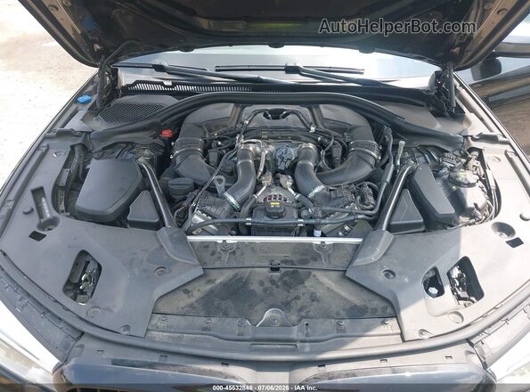 WBAJB9C58JB286838 2018 BMW 5 SERIES Black Հետևի տեսք