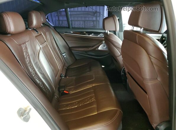 WBAJB9C59JB286847 2018 BMW M5 White Вид задніх сидінь