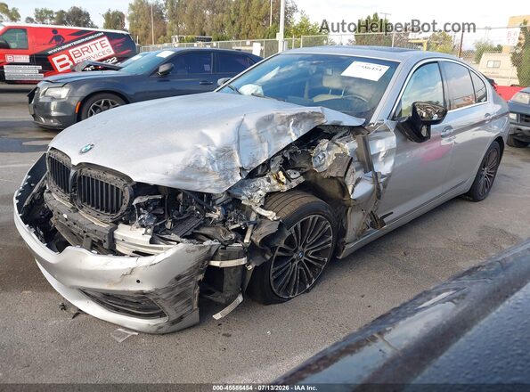 WBAJE5C31HG916310 2017 BMW 5 SERIES Серебряный Передняя левая четверть