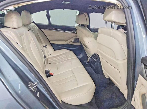 WBAJE5C35HG477841 2017 BMW 5 SERIES Gray Вид задніх сидінь