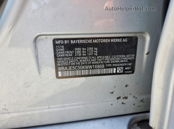 WBAJE5C50KWW16868 2019 BMW 5 SERIES Silver Engine compartment view