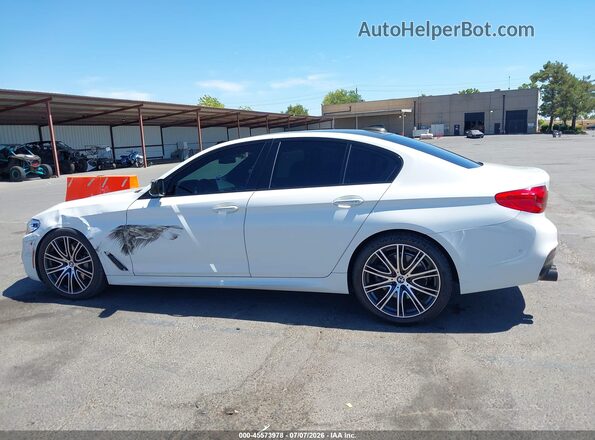 WBAJE5C51JWA96519 2018 BMW 5 SERIES White სალონის 360-გრადუსიანი ხედი