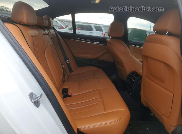 WBAJE5C53KWE66628 2019 BMW 5 SERIES White Widok tylnych siedzeń