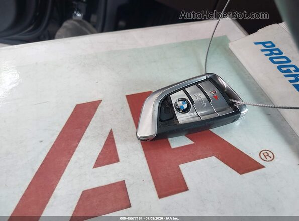 WBAJE5C55KWW16414 2019 BMW 5 SERIES Черный Вид панели приборов