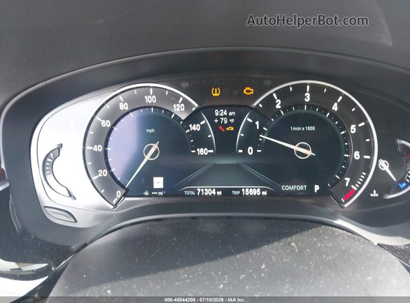 WBAJE5C56KWW27003 2019 BMW 5 SERIES White Vista de los asientos traseros