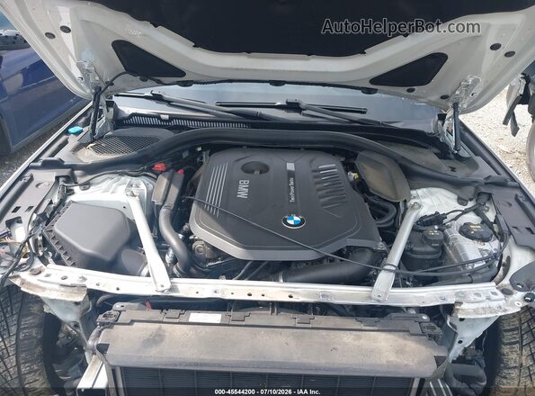 WBAJE5C56KWW27003 2019 BMW 5 SERIES White Vista trasera