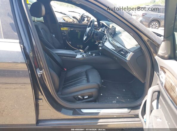 WBAJE7C33HG887372 2017 BMW 5 SERIES Black Вид салону спереду