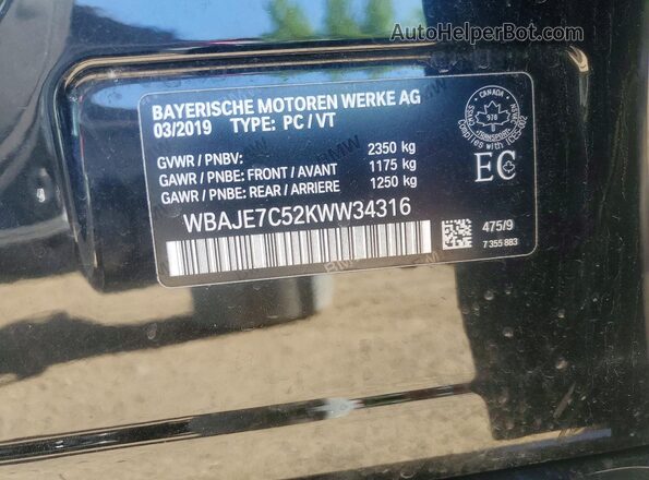 WBAJE7C52KWW34316 2019 BMW 5 SERIES Black Вид підкапотного простору