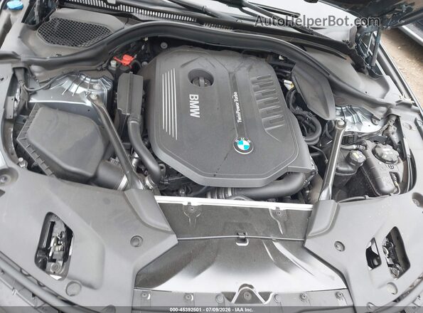 WBAJE7C53JG892174 2018 BMW 5 SERIES Gray Widok z tyłu