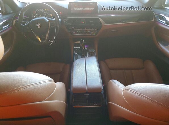 WBAJE7C55JWD49644 2018 BMW 5 SERIES Blue Widok deski rozdzielczej