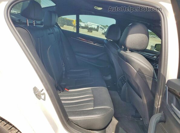 WBAJE7C57JWC55765 2018 BMW 5 SERIES White უკანა სავარძლების ხედი