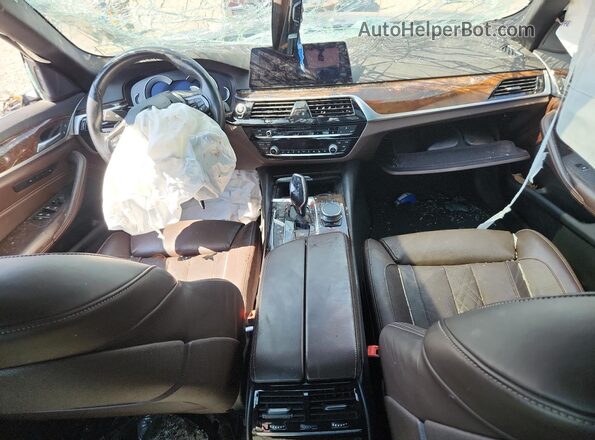 WBAJE7C58JWC56570 2018 BMW 5 SERIES Black Dashboard view