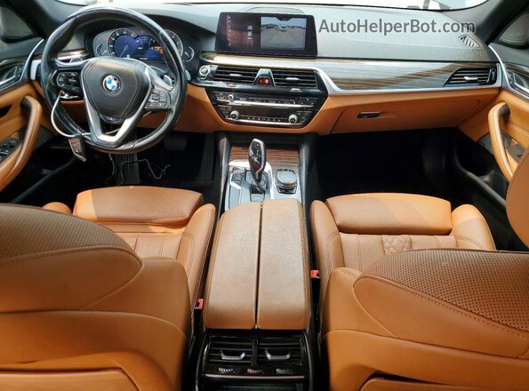 WBAJE7C59JWC56108 2018 BMW 5 SERIES Угольный Вид панели приборов