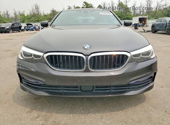 WBAJE7C59JWC56108 2018 BMW 5 SERIES Угольный Вид спереди
