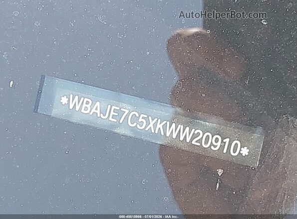 WBAJE7C5XKWW20910 2019 BMW 5 SERIES White 