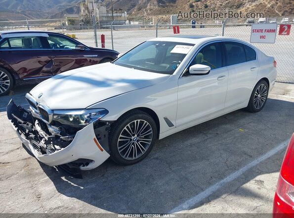 WBAJR3C04LWW63545 2020 BMW 5 SERIES White Սալոնի 360 աստիճան տեսք