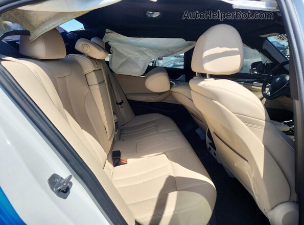 WBAJR3C08LWW67470 2020 BMW 5 SERIES Синий Вид задних сидений