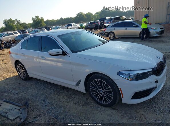 WBAJR7C04LWW77713 2020 BMW 5 SERIES White Вид задньої частини салону