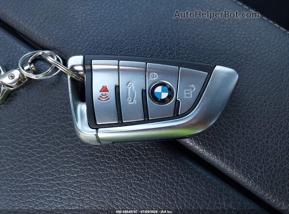 WBAJR7C04LWW77713 2020 BMW 5 SERIES White Вид панелі приладів