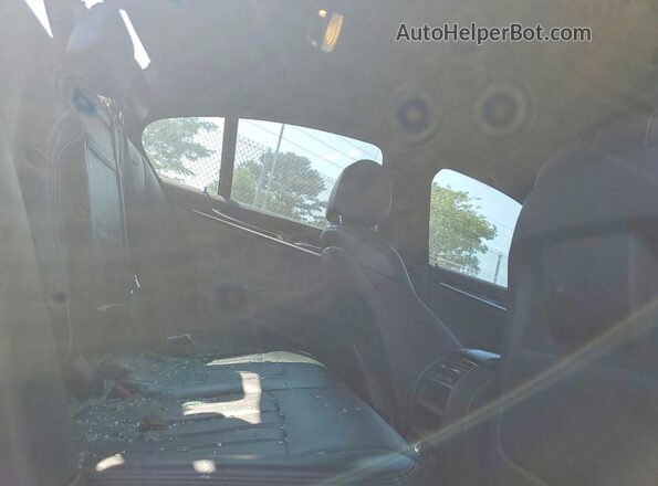 WBAJR7C05LWW65201 2020 BMW 5 SERIES Silver Вид задніх сидінь