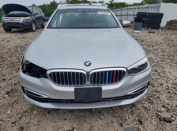 WBAJS3C00LWW68620 2020 BMW 5 SERIES Silver Widok z przodu
