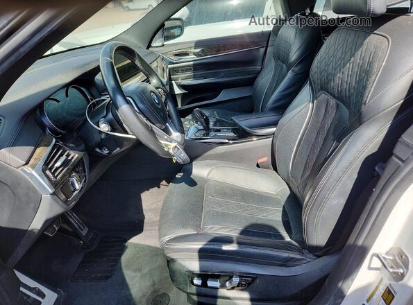 WBAJV6C5XJBJ99819 2018 BMW 6 SERIES White Вид салону спереду