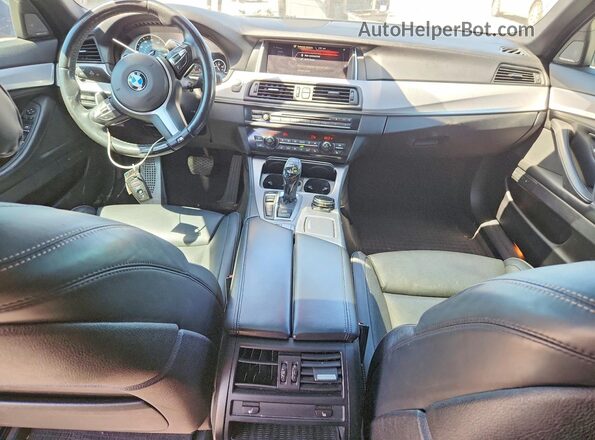 WBAKP9C56GD980933 2016 BMW 5 SERIES Black Vista del salpicadero
