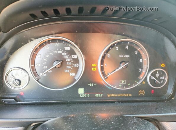 WBAKP9C56GD981029 2016 BMW 5 SERIES White Widok zestawu wskaźników