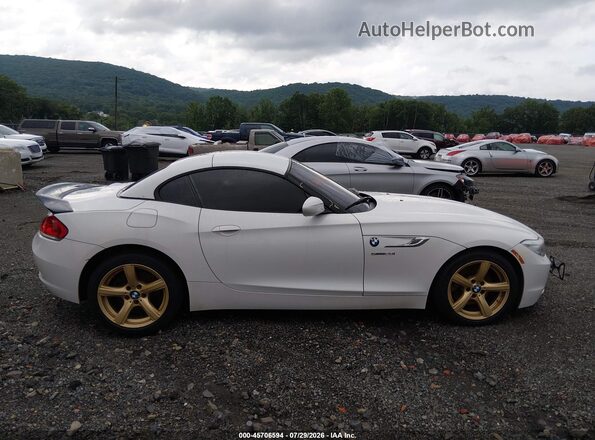 WBALL5C50G5A20304 2016 BMW Z4 White Rear interior view