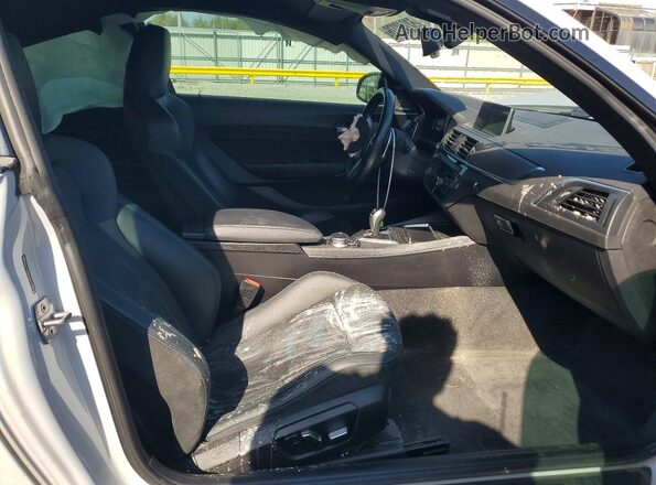 WBS2U7C02L7E11392 2020 BMW M2 Gray Vista de los asientos traseros