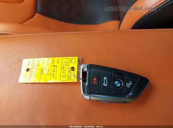 WBS33AY06NFM31308 2022 BMW M3 Серый Вид панели приборов