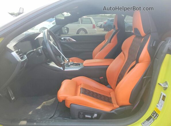WBS33BA02PCL12269 2023 BMW M4 Green Widok wnętrza z przodu