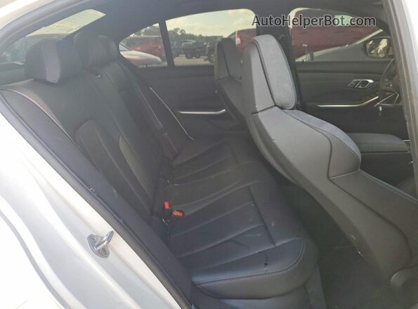 WBS33HJ02TFW13233 2026 BMW M3 White Հետևի նստատեղերի տեսք