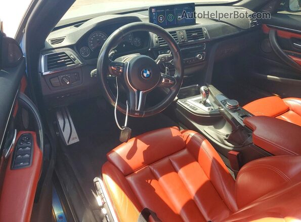 WBS3U9C55GP970157 2016 BMW M4 Blue Вид панелі приладів