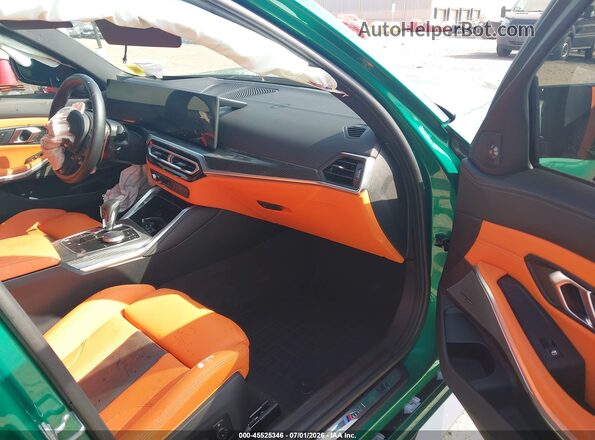 WBS43AY02RFT00371 2024 BMW M3 Зеленый Вид салона спереди