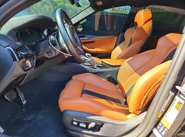 WBS83CH00PCL23031 2023 BMW M5 Black Widok wnętrza z przodu