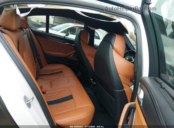 WBS83CH06MCE98298 2021 BMW M5 Black Vista de la etiqueta del VIN