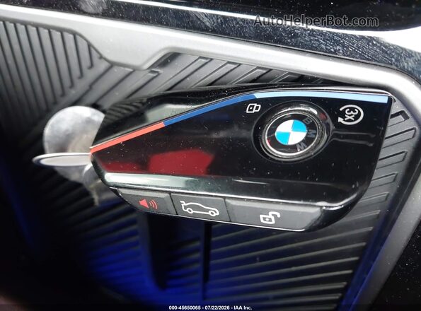 WBS83FK00TCU95645 2026 BMW M5 Black Вид панелі приладів