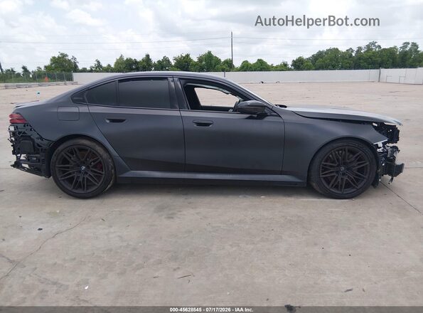 WBS83FK00TCV72241 2026 BMW M5 Black უკანა სალონის ხედი